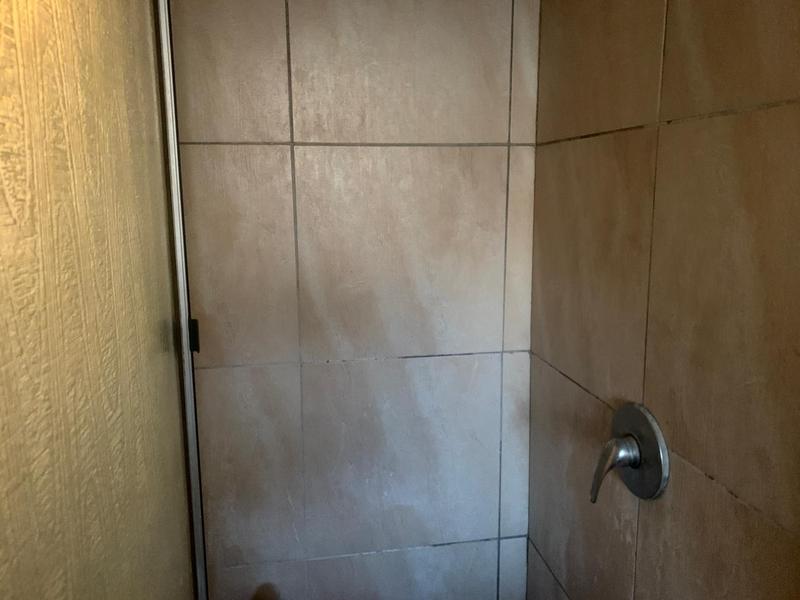 5 Bedroom Property for Sale in Russels Rest Western Cape